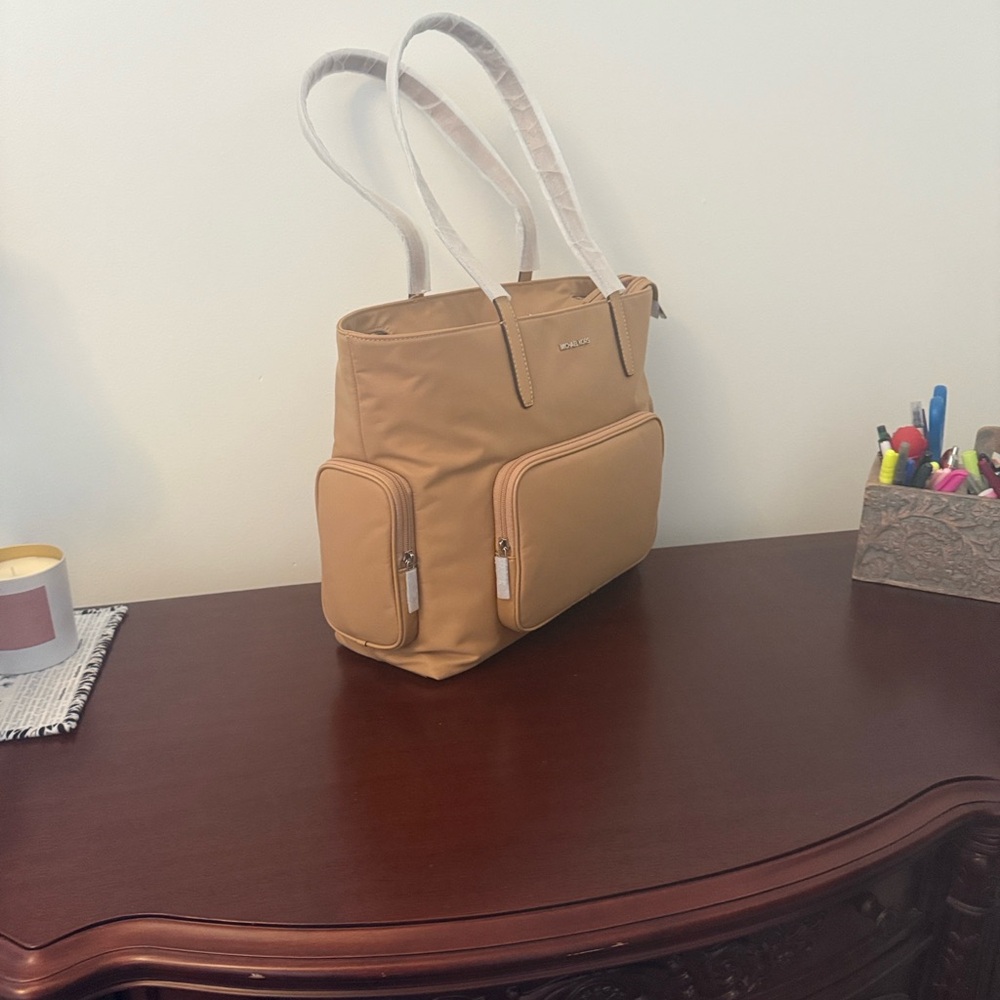 Michael Kors Tan Laptop Bag - Picture 3 of 4